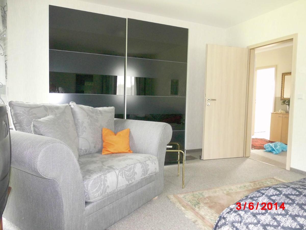 Pension Resi Schoneiche ภายนอก รูปภาพ