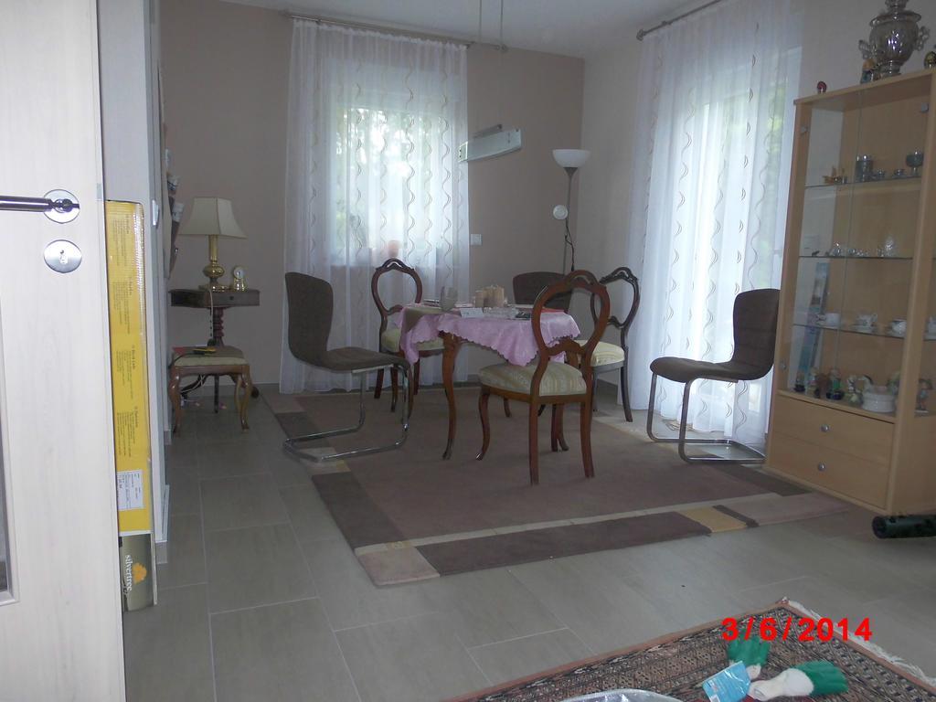 Pension Resi Schoneiche ภายนอก รูปภาพ